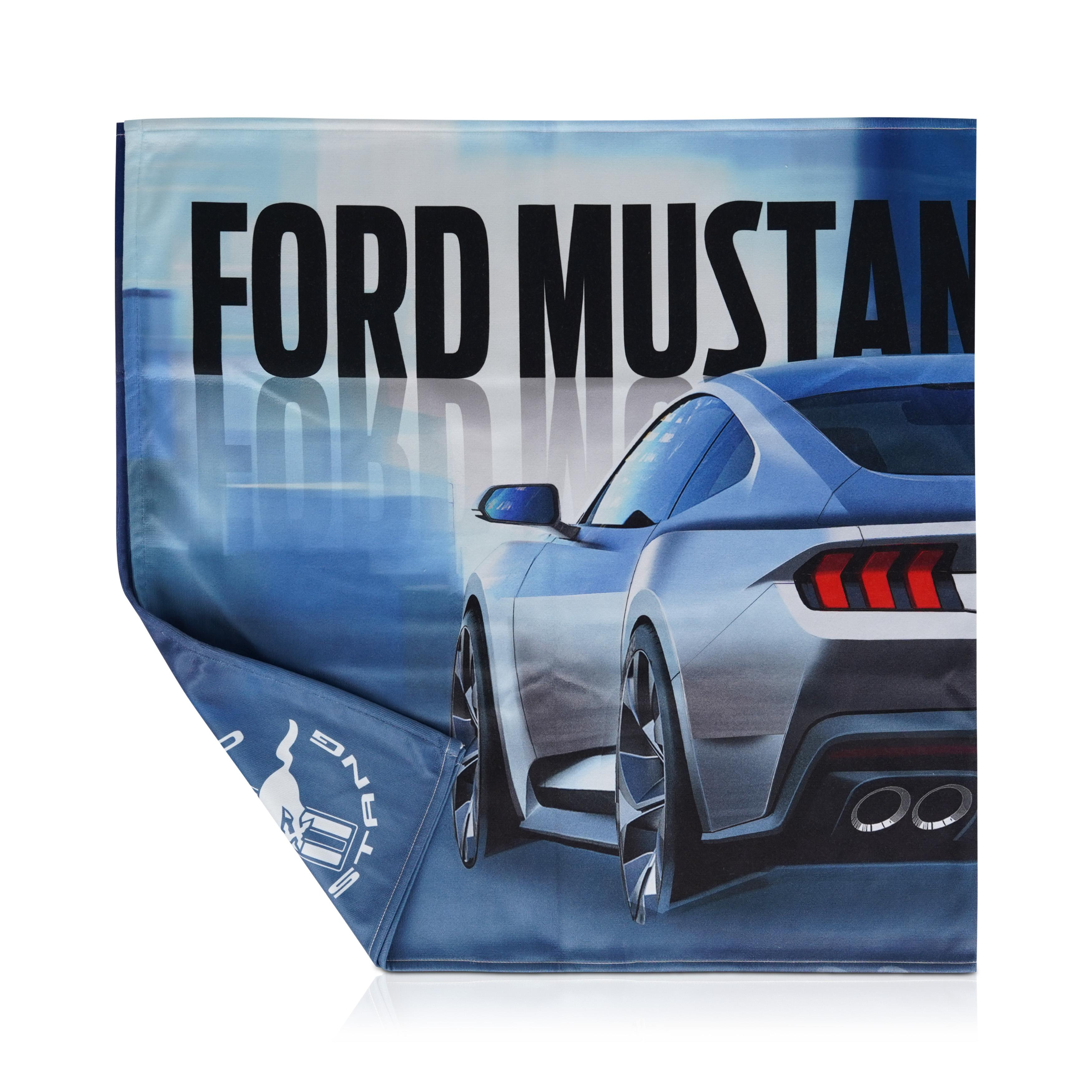 Ford Mustang Badetuch Unleashed - Modernes blaues Mustang Handtuch