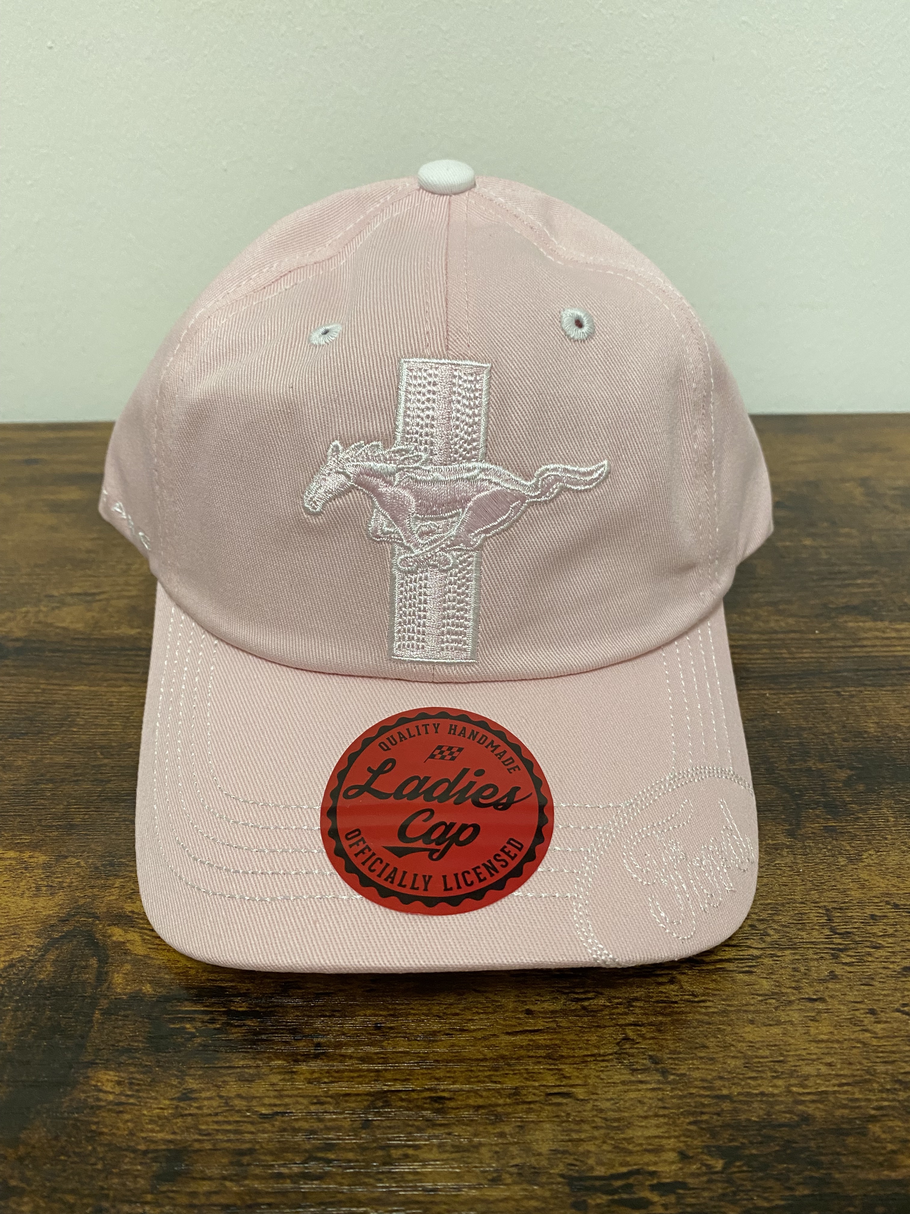 Ford Mustang Baseball Cap pink with Tri-Bar
